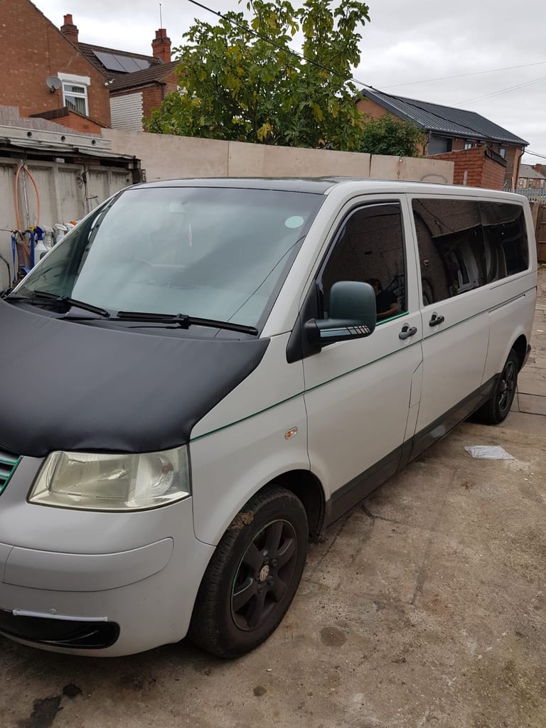 Volkswagen, TRANSPORTER SHUTTLE, Minibus, 2004, Automatic, 2460 (cc)