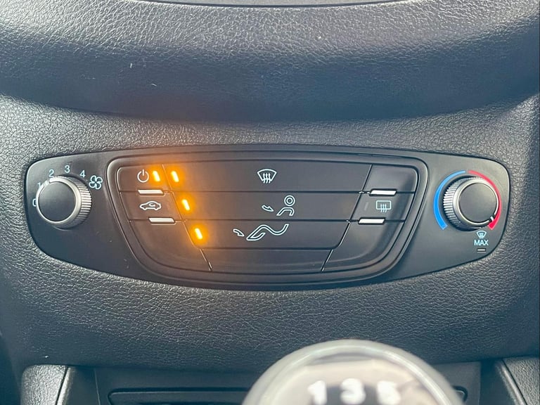 Ford Transit Courier 1.6 TDCI 95 TREND