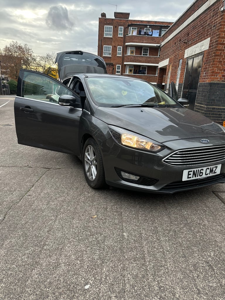 Ford, FOCUS, Hatchback, 2016, Manual, 999 (cc), 5 doors