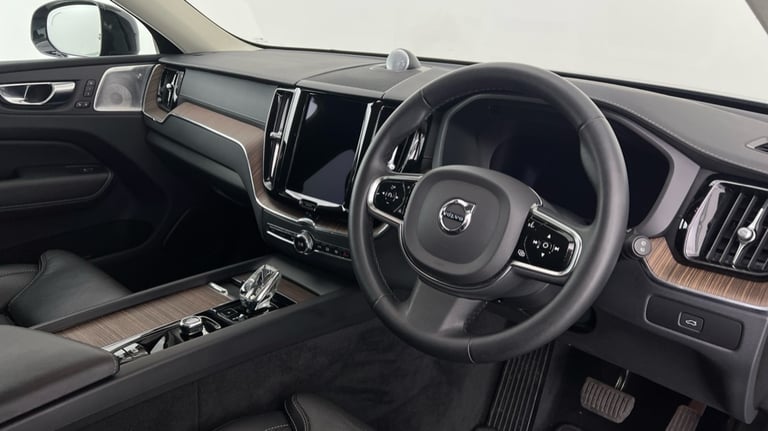 2022 Volvo XC60 Ultimate, B5 AWD mild hybrid, Petrol, Dark Estate Petrol Automatic