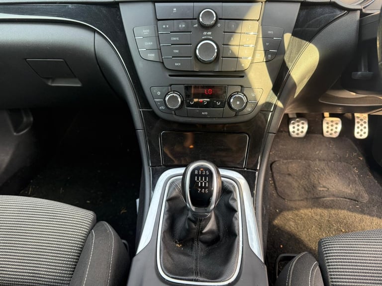 2011 Vauxhall Insignia 1.8i 16V SRi Vx-line 5dr HATCHBACK Petrol Manual