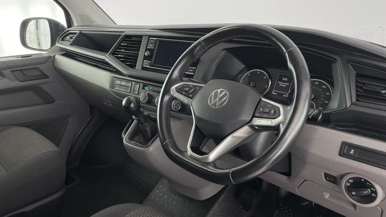 2023 Volkswagen Transporter 2.0 TDI 150 Highline Kombi Van Manual Combi Van Diesel Manual