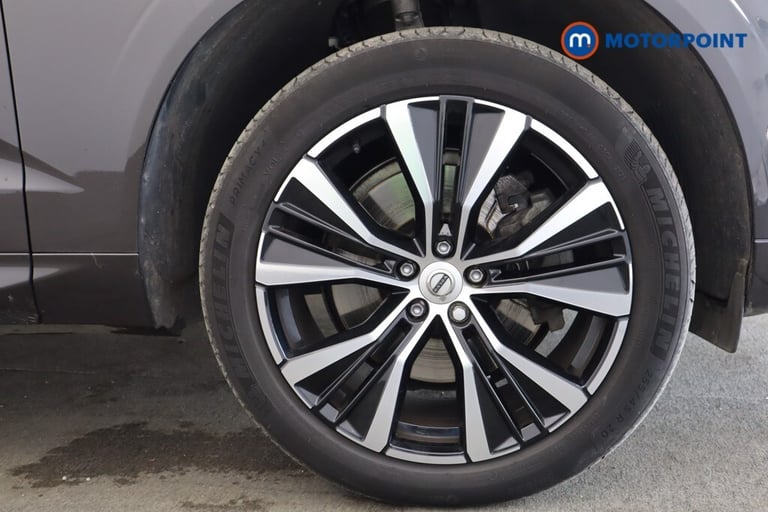 2023 Volvo XC60 2.0 B5P Ultimate Dark 5dr AWD Geartronic SUV Petrol Automatic