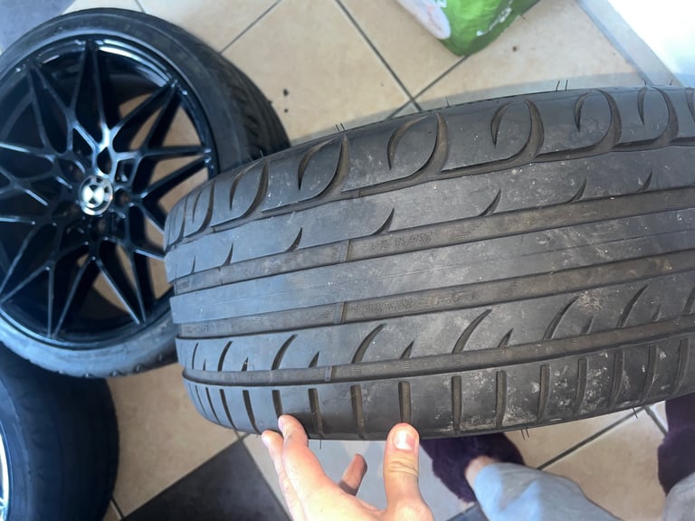 BMW 19 inch alloys 
