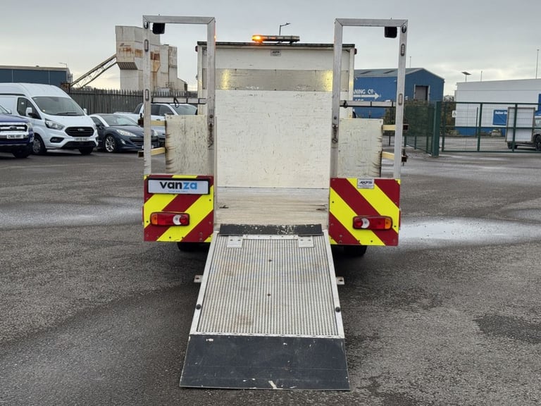 2021 Peugeot Boxer BLUEHDI 335 LOW LOADER / DROPSIDE / DROP &amp; GO / SPECIALIST VEHICLE - DIESE...