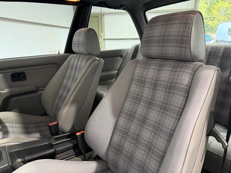  BMW 3 Series 1.8 318i S 2dr Petrol Manual