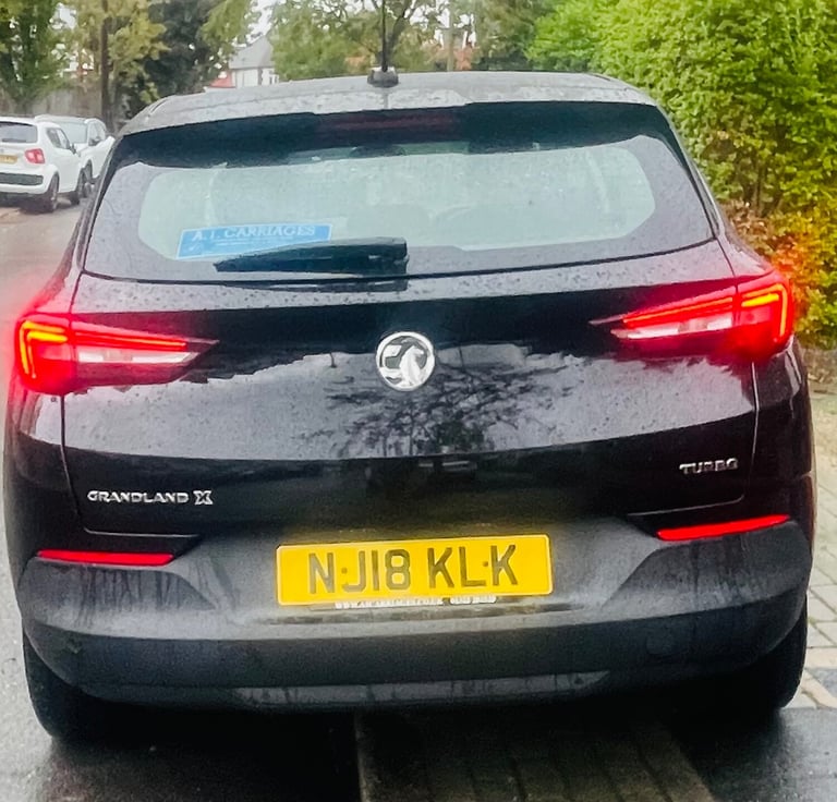 2018 Vauxhall Grandland X 1.2 Turbo SE 5dr HATCHBACK Petrol Manual