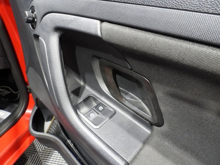 2010 60 SKODA FABIA 1.2 TSI SE HATCHBACK 5DR PETROL DSG EURO 5 (105 PS)