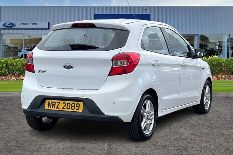 2017 Ford Ka+ 1.2 Zetec 5dr - 12 MONTHS MOT, 2 KEYS, LOW INSURANCE GROUP, REAR PARKING SE Hatchba...