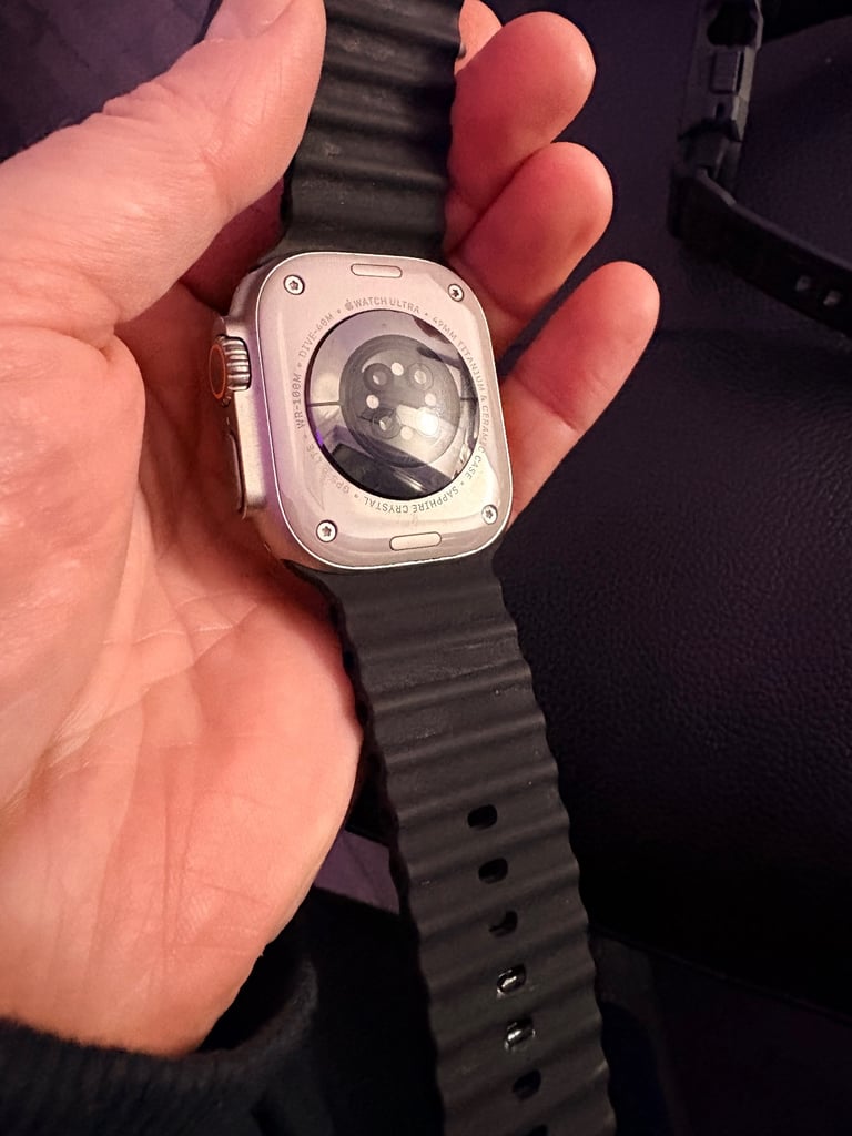 Apple Watch Ultra 2 49mm Titanium Silver