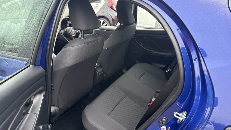 2022 Toyota Yaris 1.5 Hybrid Icon 5dr CVT Hybrid Hatchback Hatchback Hybrid Automatic