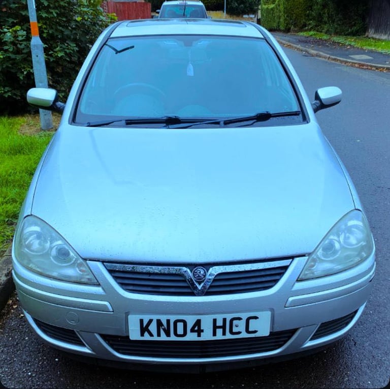 Corsa AUTOMATIC 12Month Mot sunroof good runs 