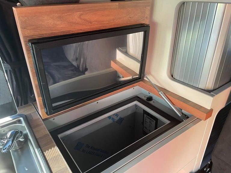 Toyota VELLFIRE By Wellhouse