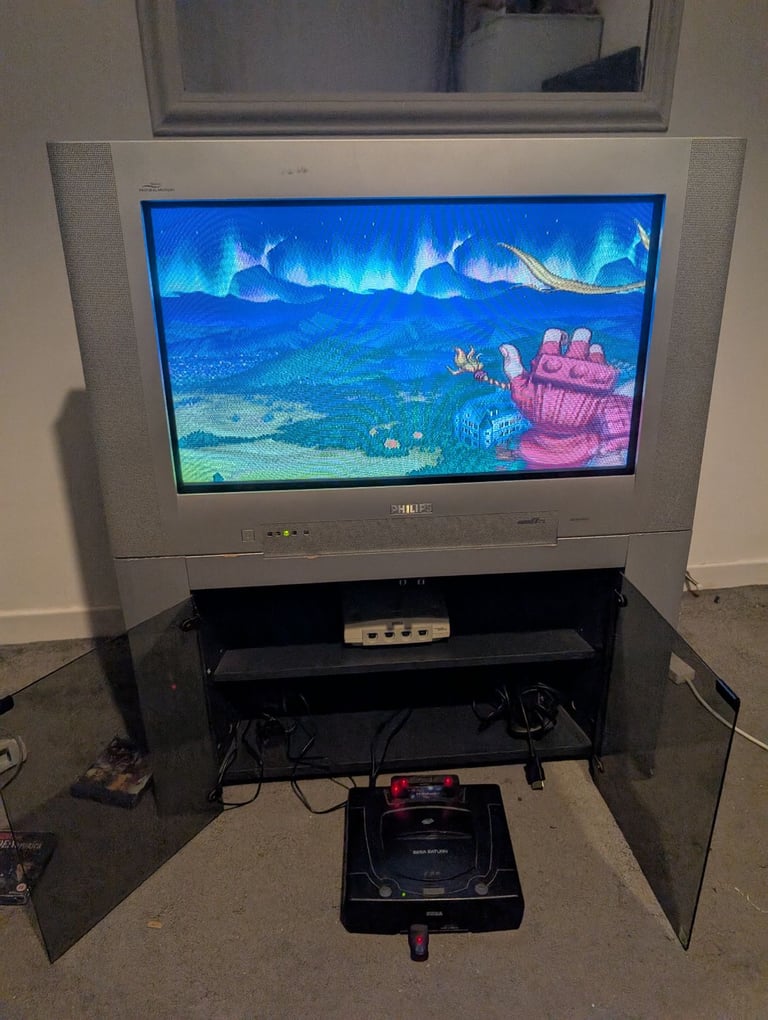 image for Phillips 32 inch CRT TV retro