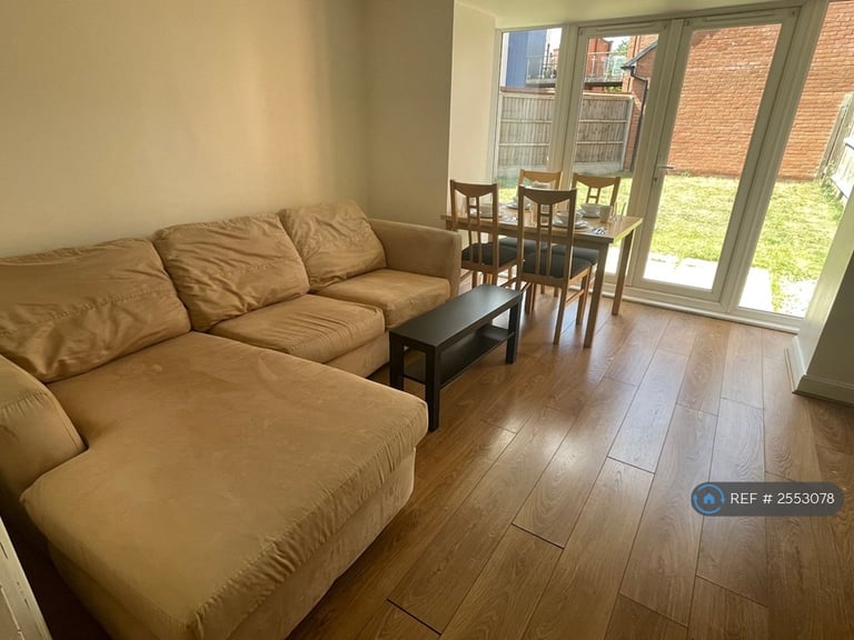 4 bedroom house in Lockside Place, Coventry, CV1 (4 bed) (#2553078)