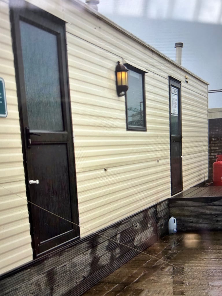 Mobile home 2 bedroom 