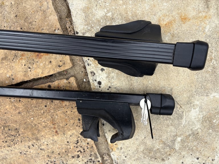 Thule square roofbars 853-2341-06 