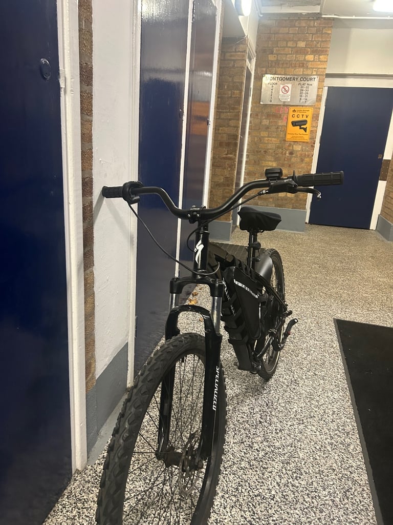 Ebike 1500W 54V 30Ah (40mph)