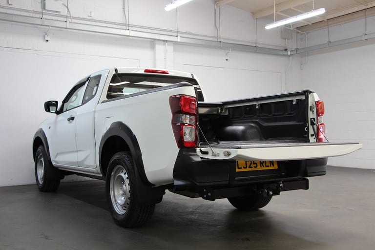 2025 Isuzu D-Max TD Utility Diff Lock Extended Cab 4x4 [205] (FREE MAINLAND UK DELIVERY !!) Pick ...