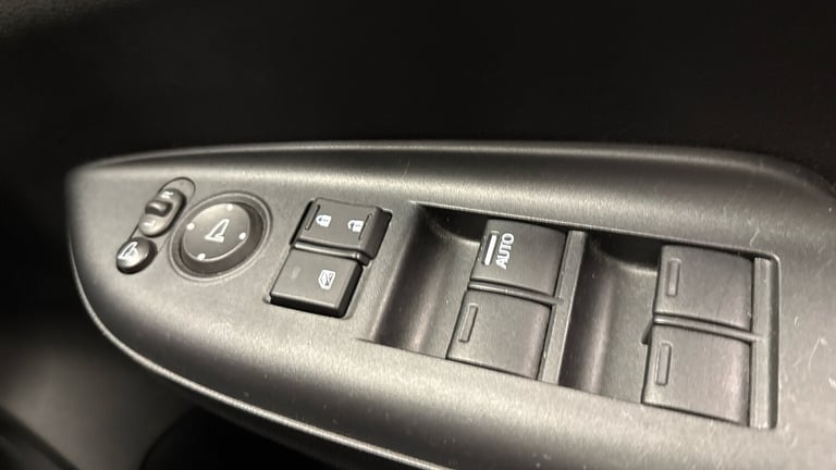 2015 Honda Jazz 1.3 SE 5dr Petrol Hatchback Hatchback Petrol Manual