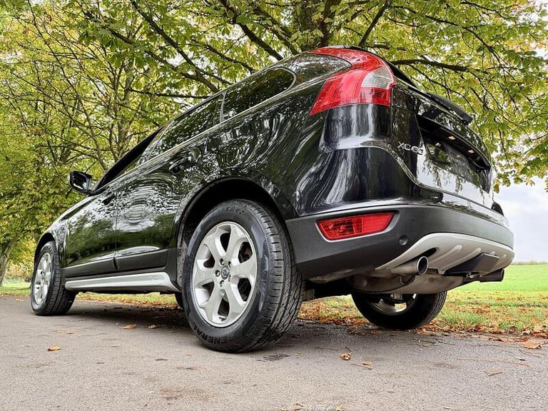  Volvo XC60 T6 Se Awd Estate 3.0 Automatic Petrol Estate Automatic Petrol Estate Petrol Automatic