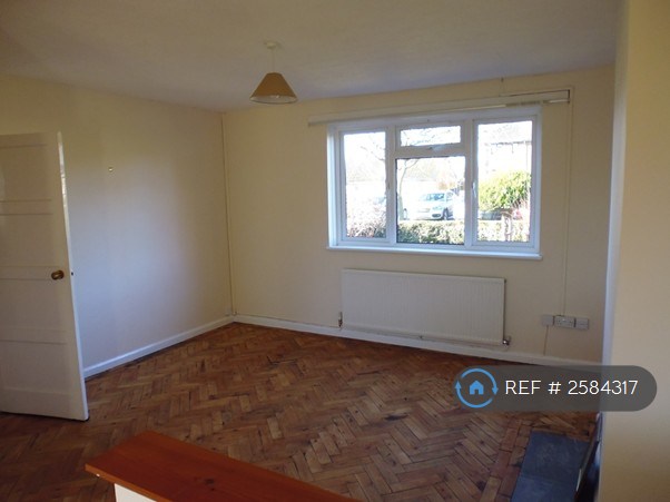3 bedroom house in The Close, Evesham, WR11 (3 bed) (#2584317)