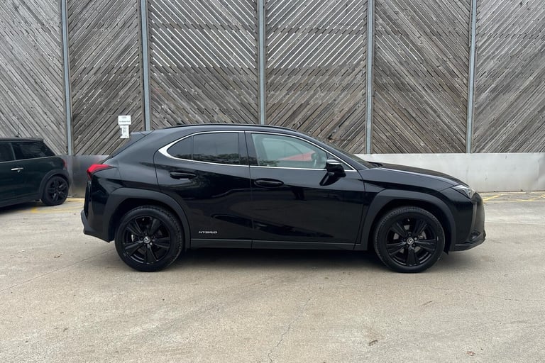 2022 Lexus UX 250h 2.0 5dr CVT [without Nav] ESTATE PETROL/ELECTRIC Automatic