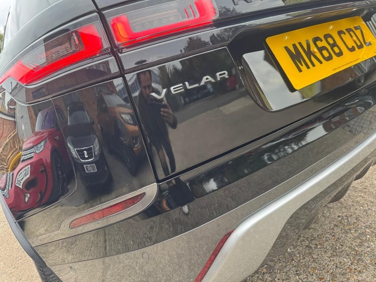 2018 Land Rover Range Rover Velar 2.0 D180 R-Dynamic HSE 5dr Auto ESTATE DIESEL Automatic