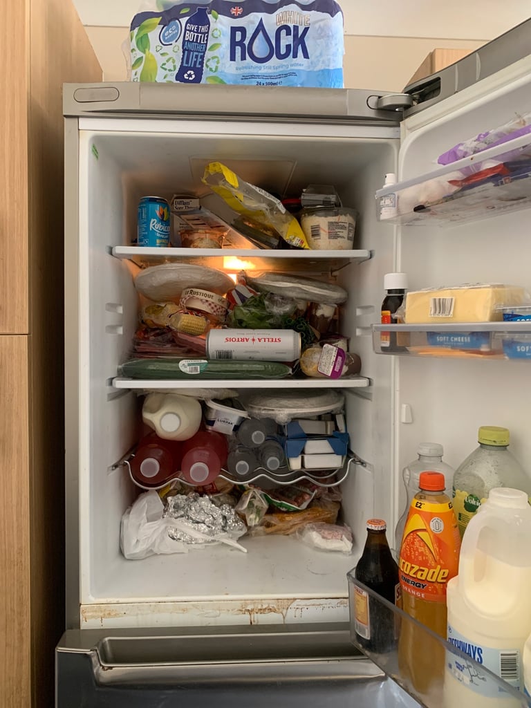 Hotpoint fridge freezer (SECOND HAND)