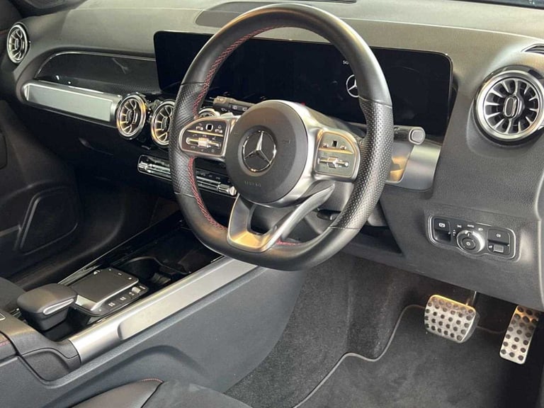 2022 Mercedes-Benz GLB 200 AMG Line Premium 5dr 7G-Tronic Estate Petrol Automatic
