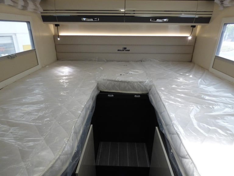 Roller Team Zefiro 685 Motorhome DIESEL MANUAL 2025