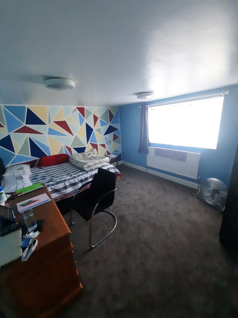 Double room for perefably female tenants