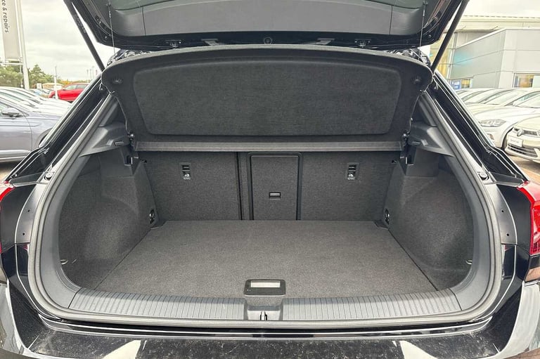 2023 Volkswagen T-Roc 1.5 TSI R-Line 5dr DSG SUV Petrol Automatic