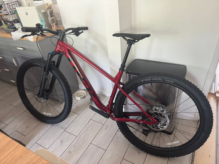 image for Trek Roscoe 9 Crimson Red Large MTB 2022