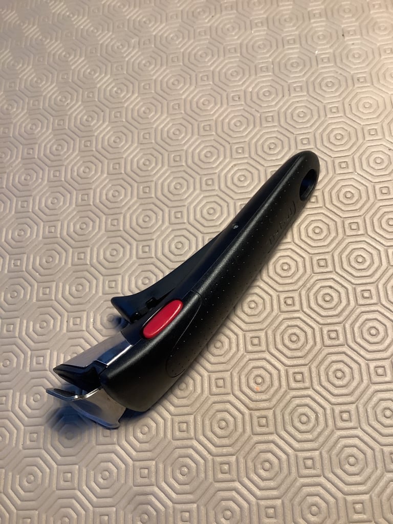 For sale Ingenio 8 piece pan set. £50