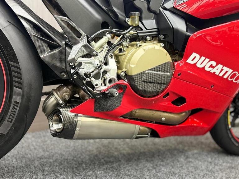 2015 15 Ducati Panigale 1299 S 1299 ABS - ++EXTRAS  **DESMO SERVICE DONE** 