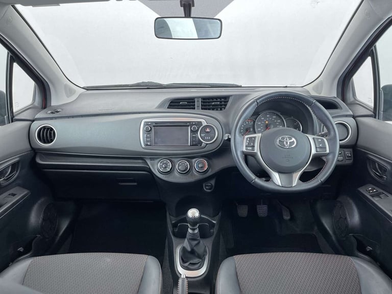 2012 Toyota Yaris 1.3 Yaris SR VVT-i 5dr Hatchback Petrol Manual