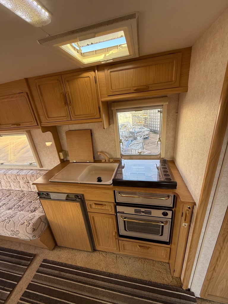 Bailey caravan  Ranger 450/2 lightweight 