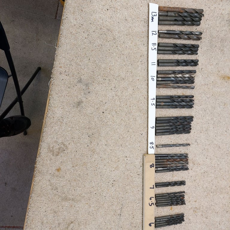 Metal drill bit set