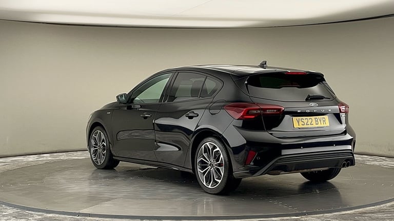 2022 Ford Focus Focus ST-Line Vignale 5 door 1.0L EcoBoost 155PS mHEV FWD 7 Speed PowerShif 5 doo...