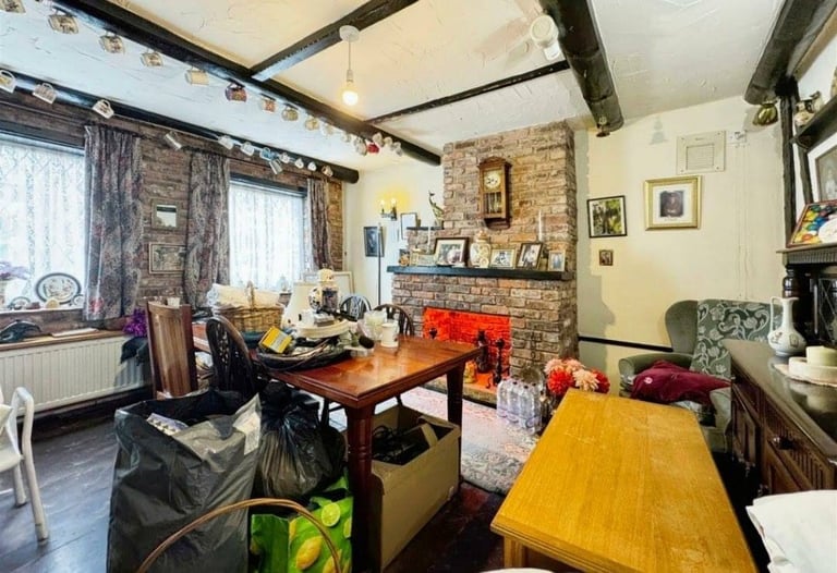 5 bed house huge house