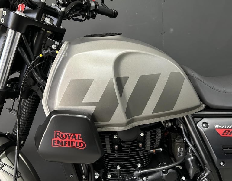 2023 23-PLATE ROYAL ENFIELD SCRAM 411 ** JUST 351 MILES FROM NEW **