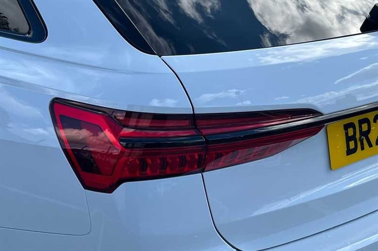 2021 Audi A6 Avant 2.0 TDI 40 Black Edition Estate 5dr Diesel S Tronic Euro 6 (s/s) (204 ps) Esta...