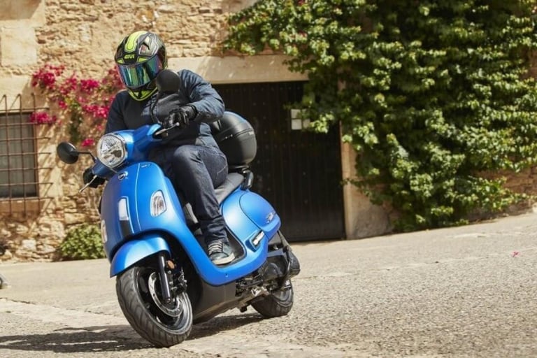 SYM Fiddle 125c NEW Automatic Retro Scooter Commuter Learner Legal CBT Friend...