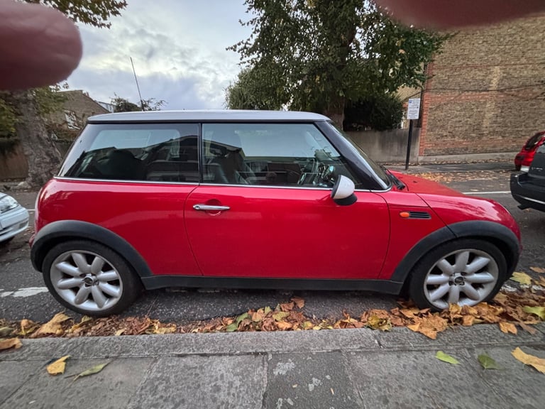Mini Coooper, November 2002, Manual, 1598 (cc), 3 doors