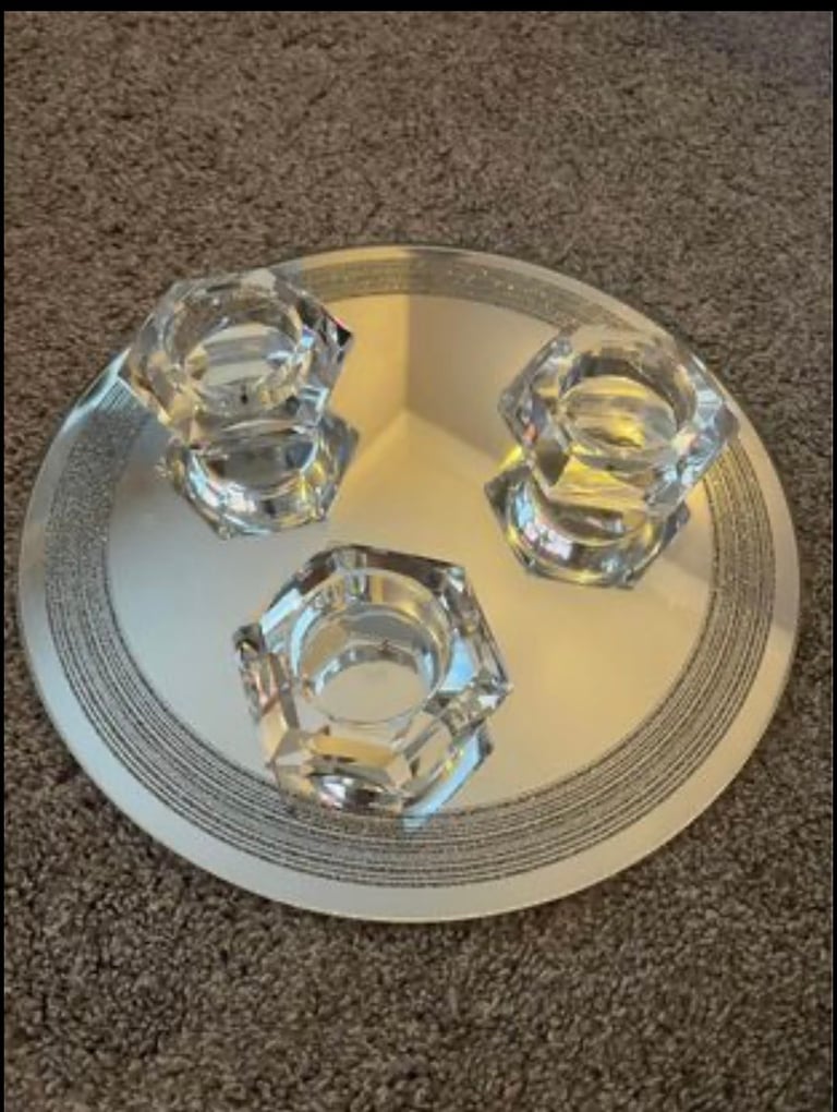 image for Wedding Table Decorations Crystal Tea Light Holders and Mirror Plates