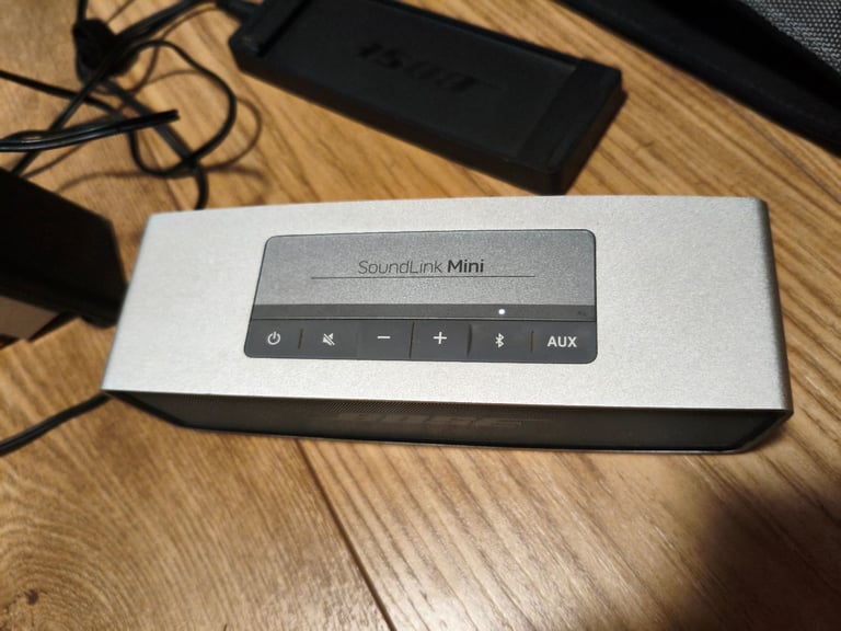 BOSE Bluetooth speaker 