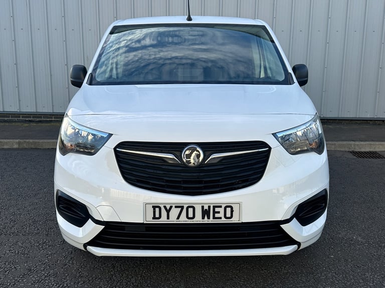 2020 Vauxhall Combo 2300 1.5 Turbo D 100ps H1 Sportive Van PANEL VAN Diesel Manual