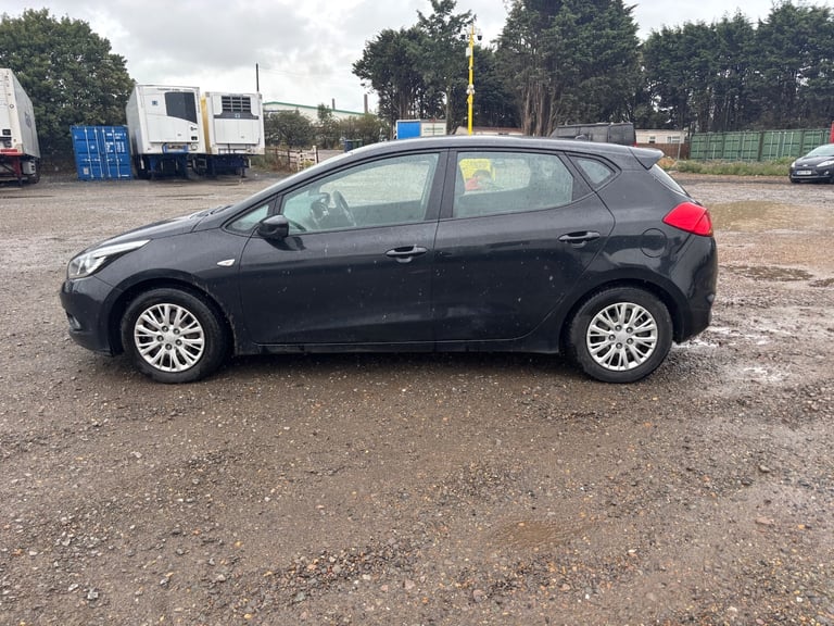 2014 Kia Ceed 1.4 CRDi 1 5dr HATCHBACK Diesel Manual