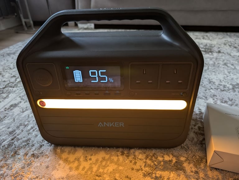 Anker 555 Portable Power Station 